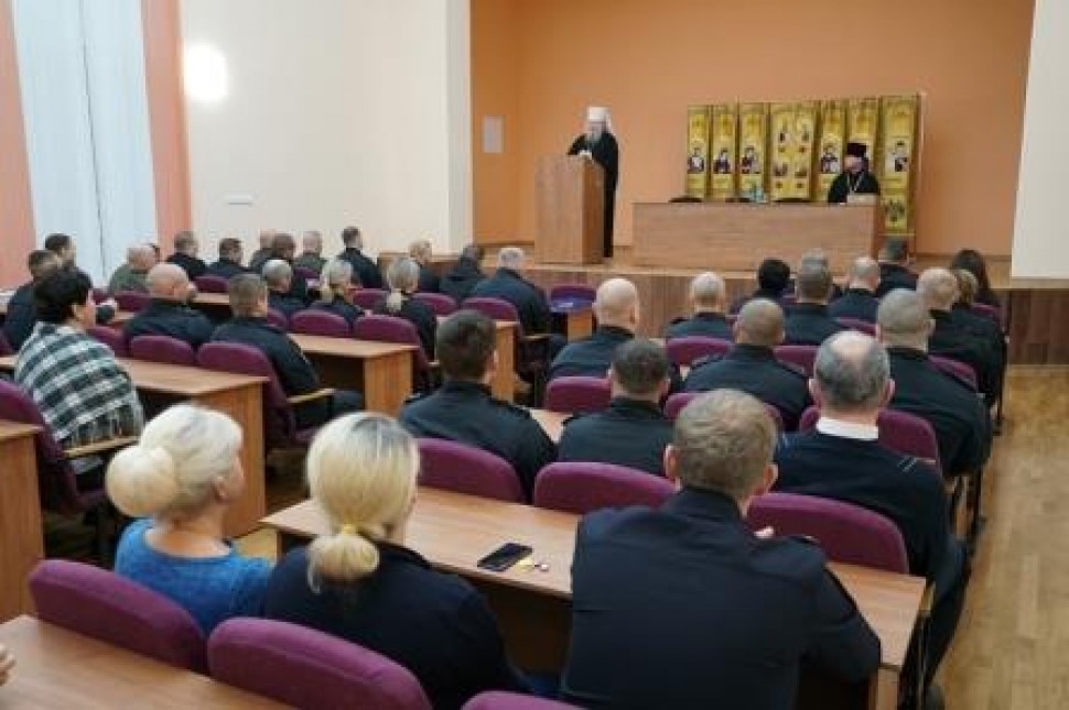 В Архангельске состоялась встреча Митрополита Корнилия с сотрудниками Росгвардии